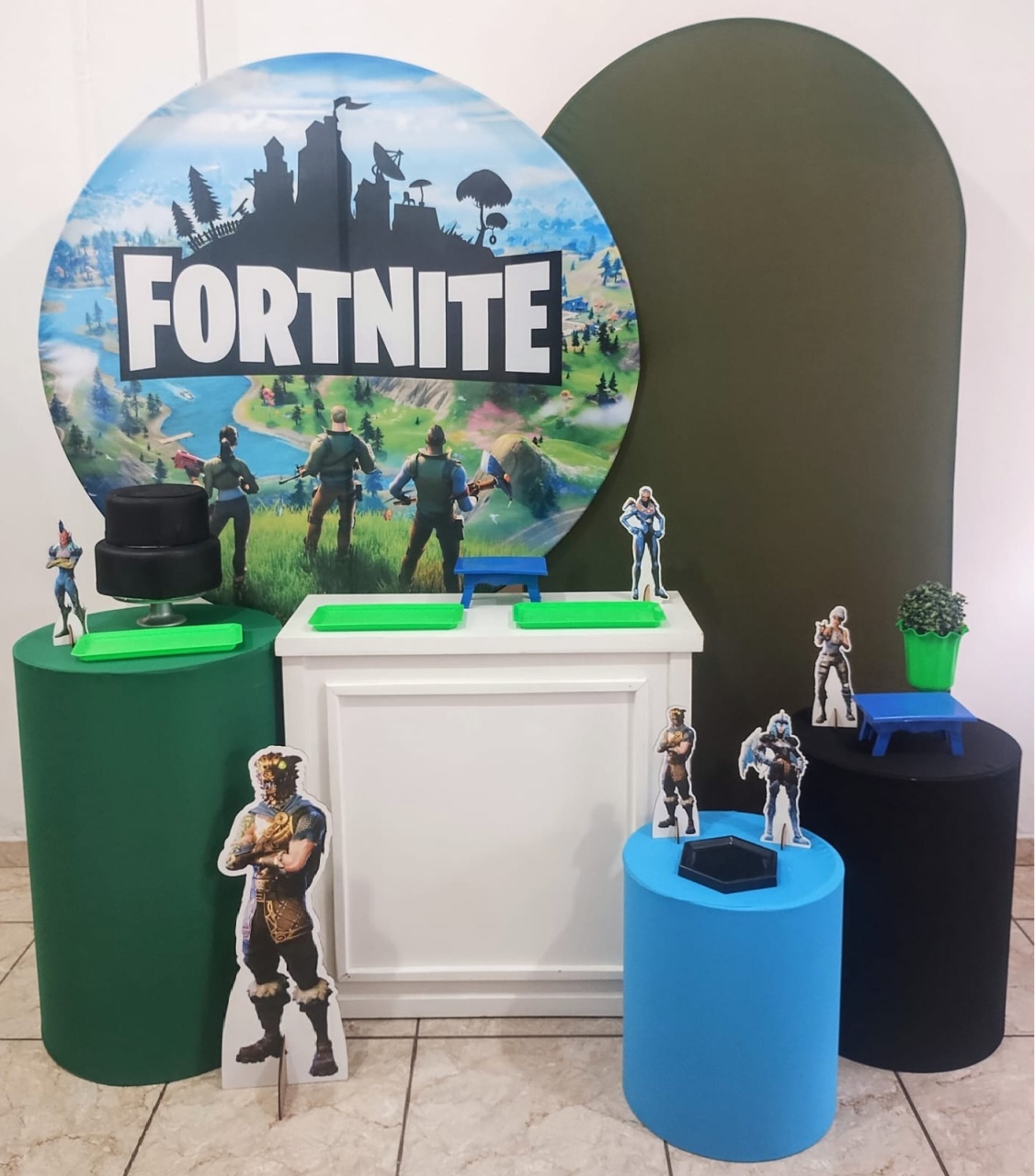 Kit Esmeralda Fortnite - CARLA CHIESA FESTAS