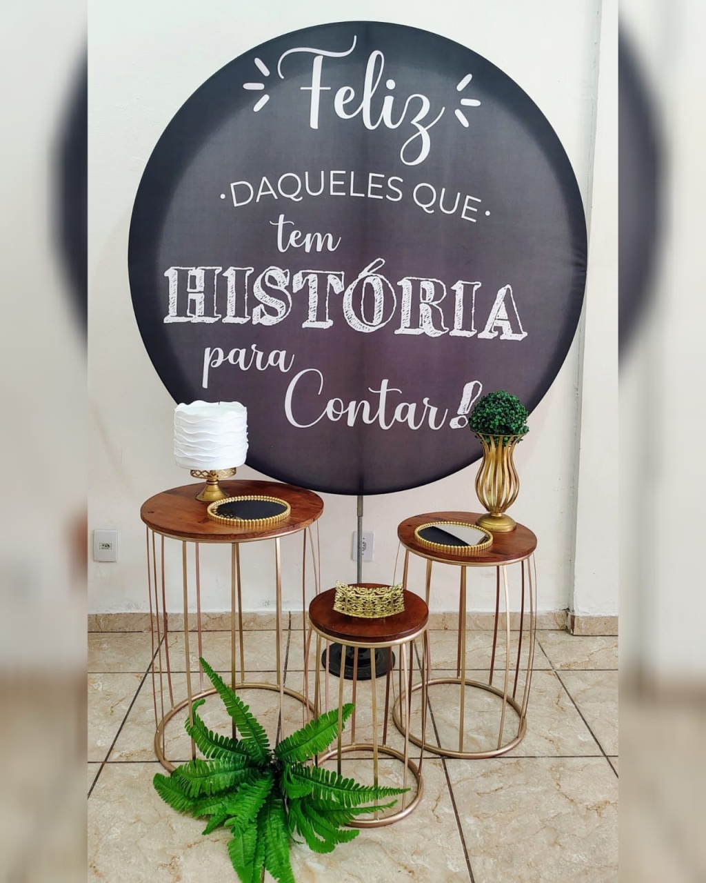 Kit Ouro Feliz Daquele História P/ Contar  - CARLA CHIESA FESTAS