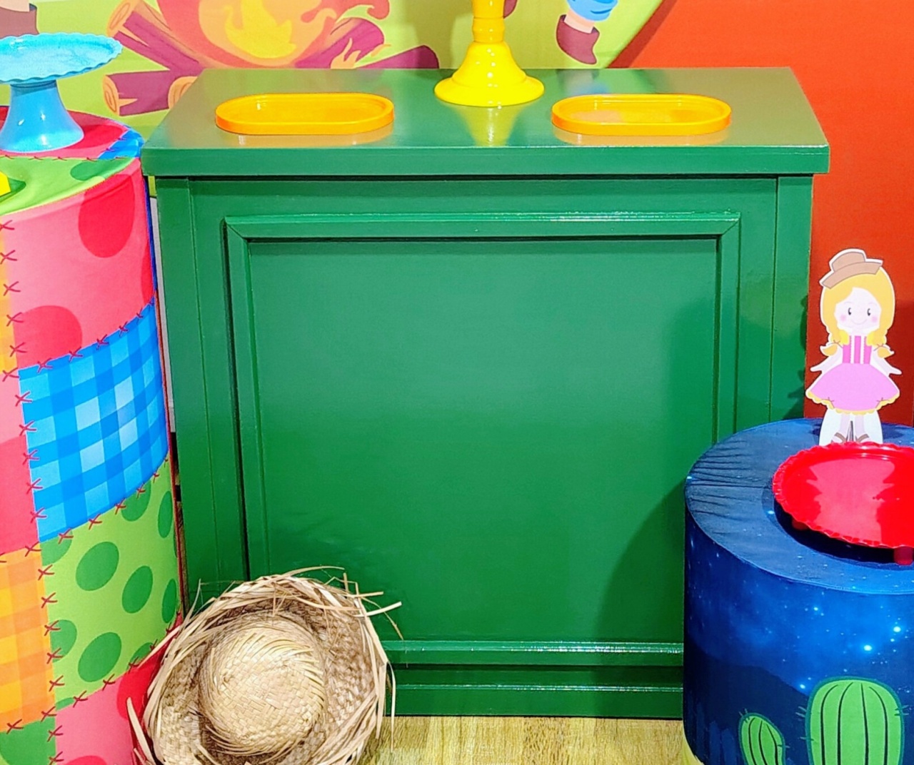 Mesa Bolserie Verde - CARLA CHIESA FESTAS