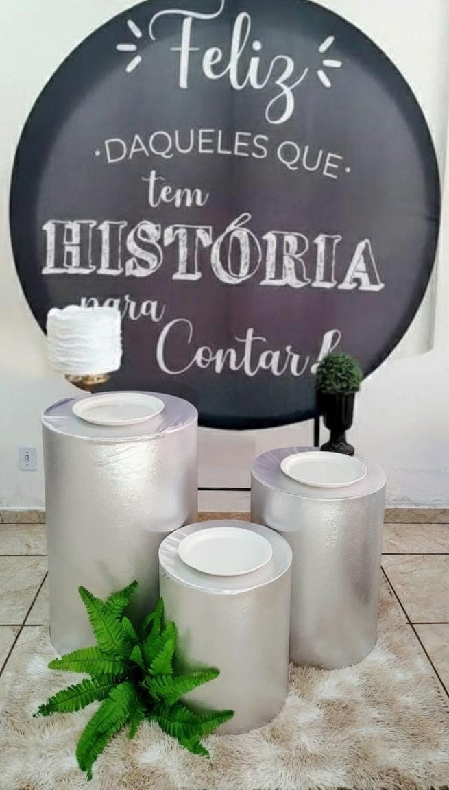 Composição Feliz Daquele História P/ Contar  C/ Prata - CARLA CHIESA FESTAS