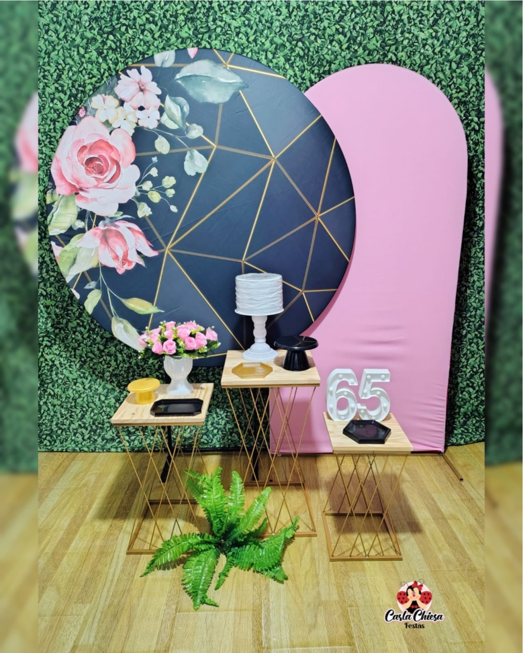 Kit Floral Preto C/ Mesas Ferro - CARLA CHIESA FESTAS