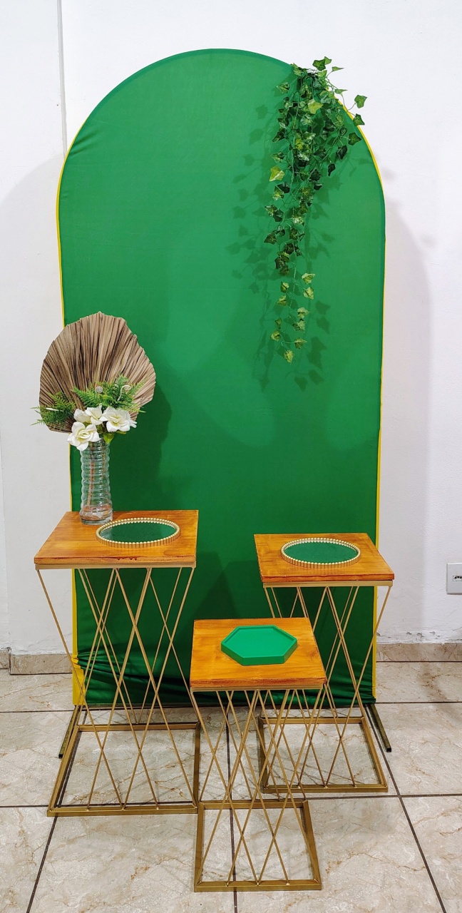 Kit Adulto Verde C/ Mesas Treliça - CARLA CHIESA FESTAS