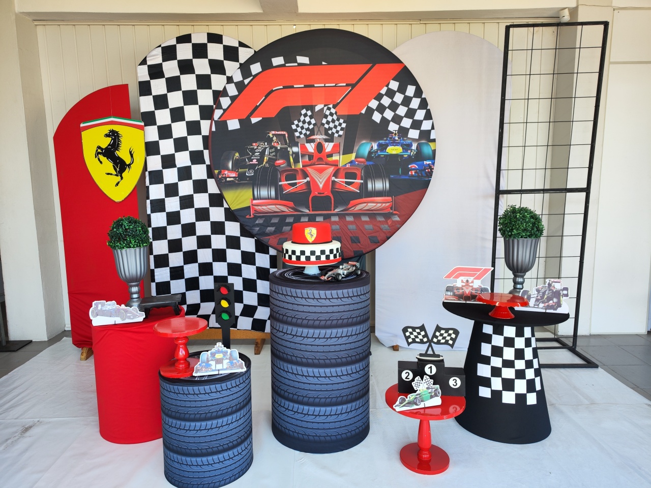 Kit Fórmula 1 Opção Big  - Elisete Festas Kit Pegue e Monte