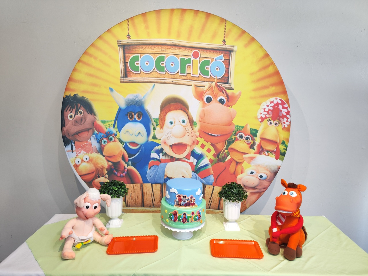 Kit Turma Do Cocoricó Opção 1 - Elisete Festas Kit Pegue e Monte