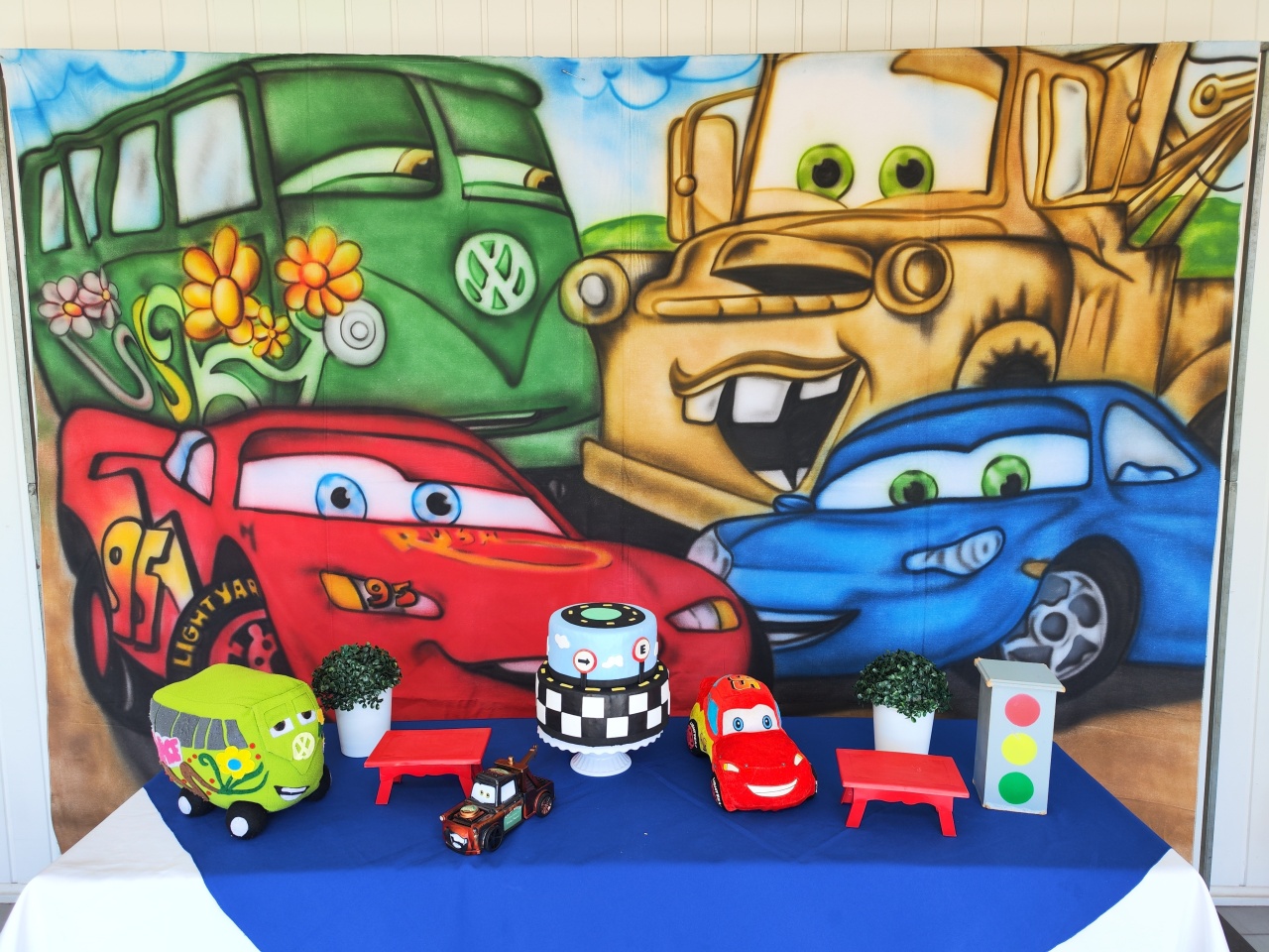Kit  Carros Macqueem Retangular - Elisete Festas Kit Pegue e Monte