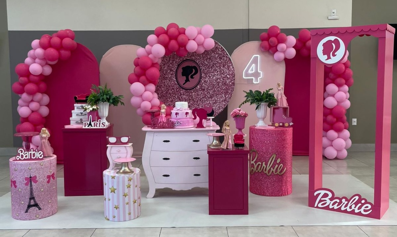 Montagem Barbie  - Elisete Festas Kit Pegue e Monte