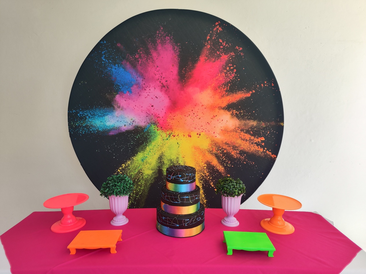 Kit Neon Manchas - Opção 1 - Elisete Festas Kit Pegue e Monte