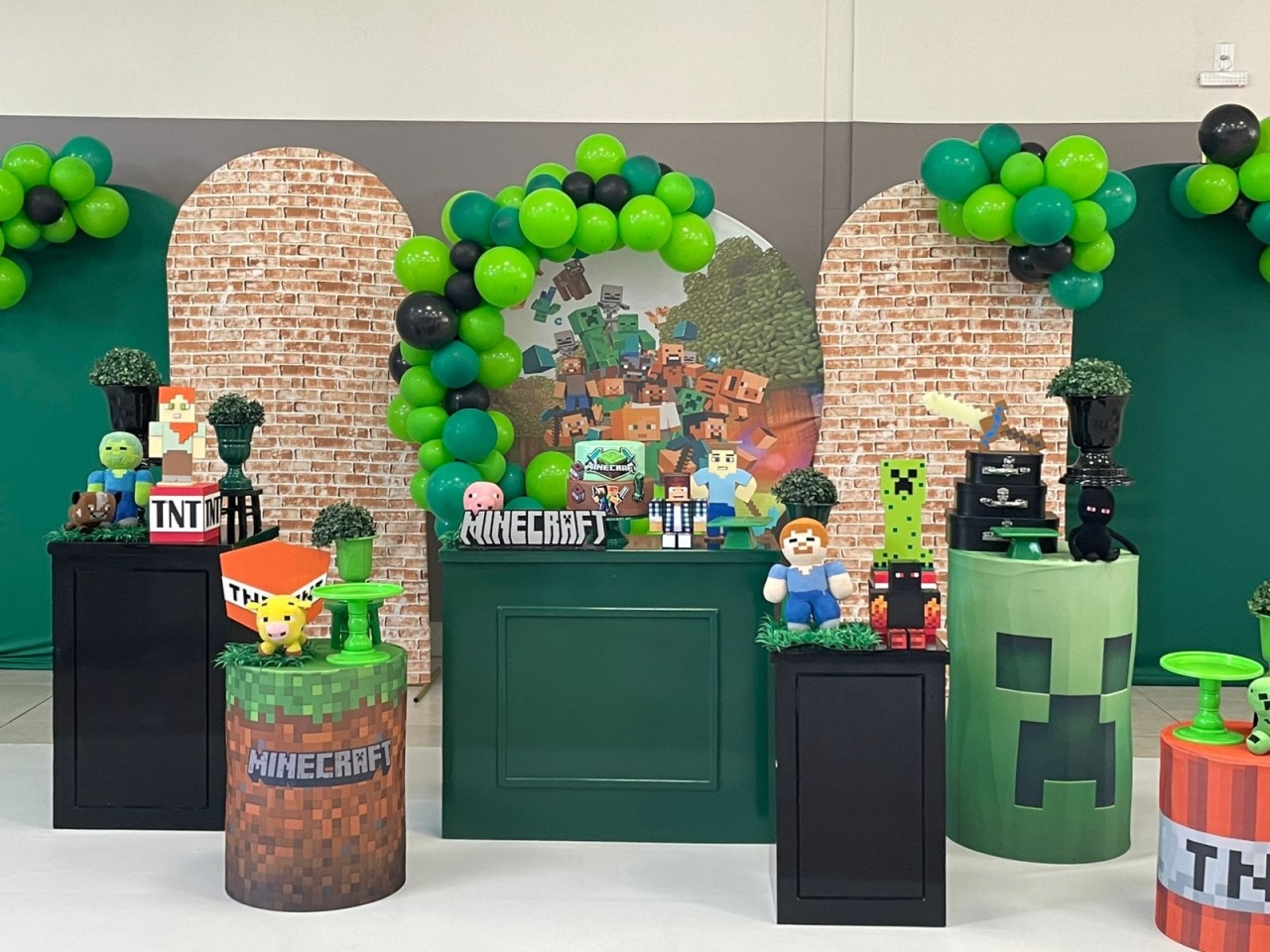 Montagem Minecraft  - Elisete Festas Kit Pegue e Monte