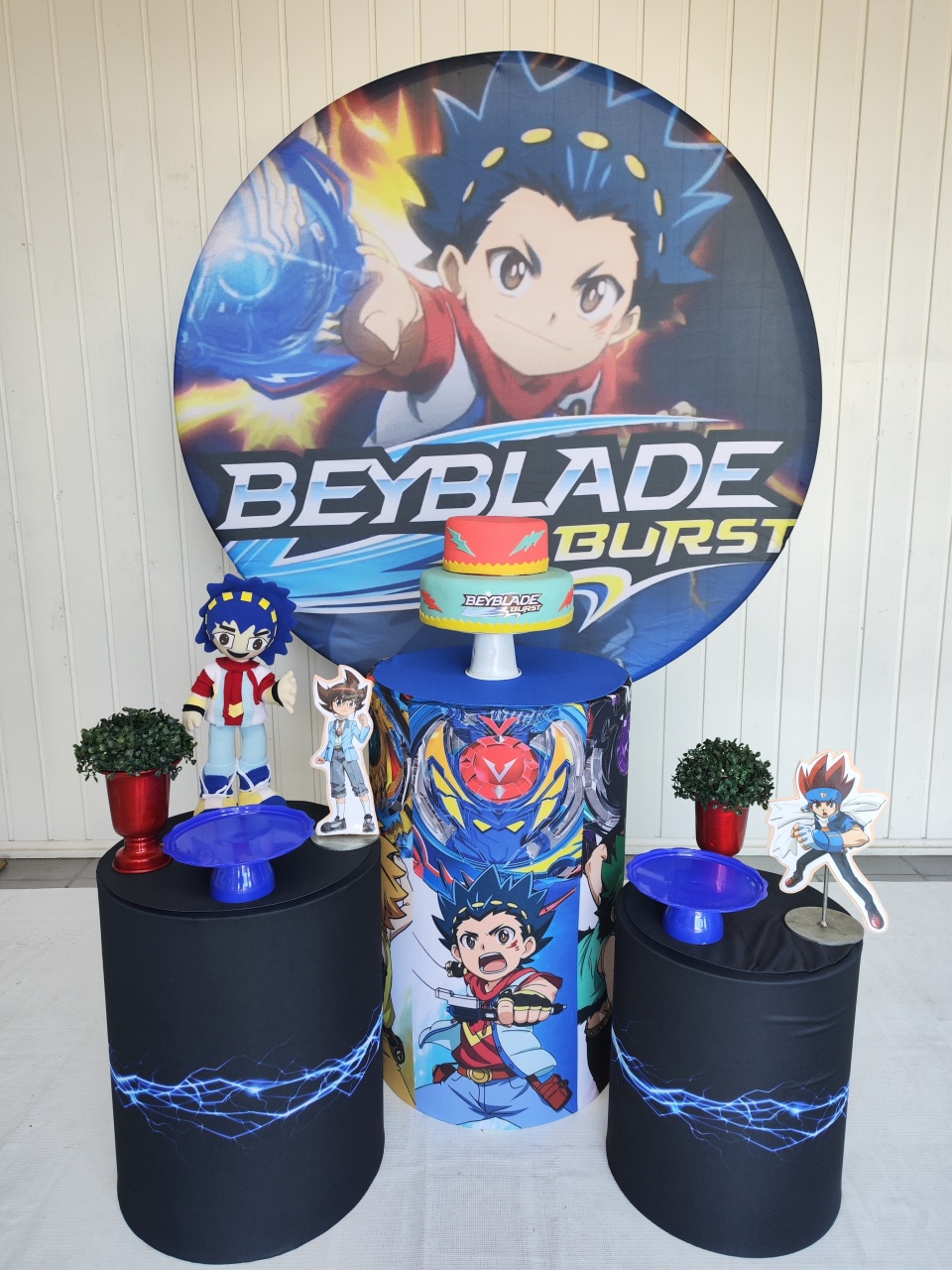 Kit Beyblade Opção 2 - Elisete Festas Kit Pegue e Monte