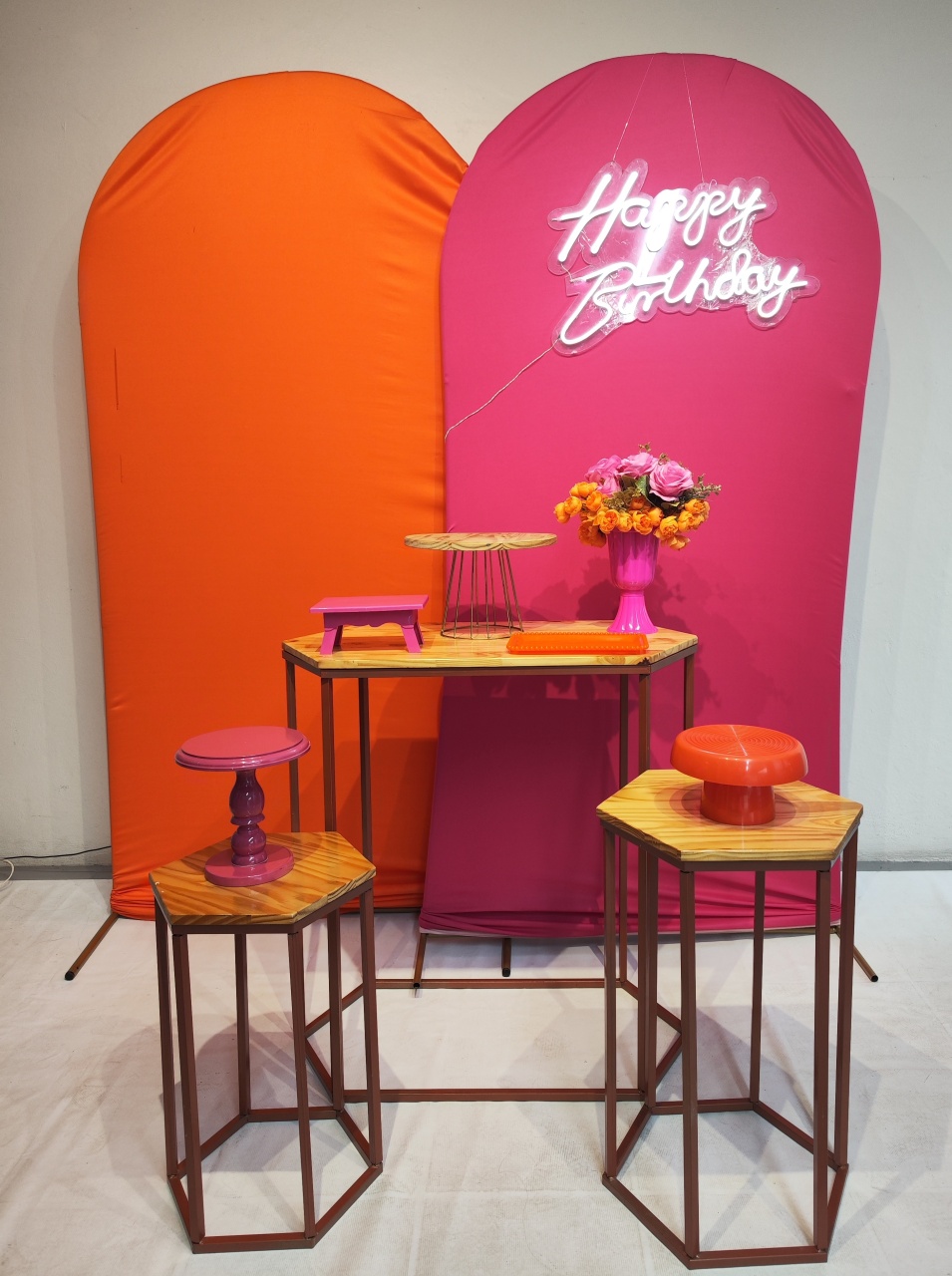 Kit Adulto Laranja E Rosa - Mesa Rosé  - Elisete Festas Kit Pegue e Monte