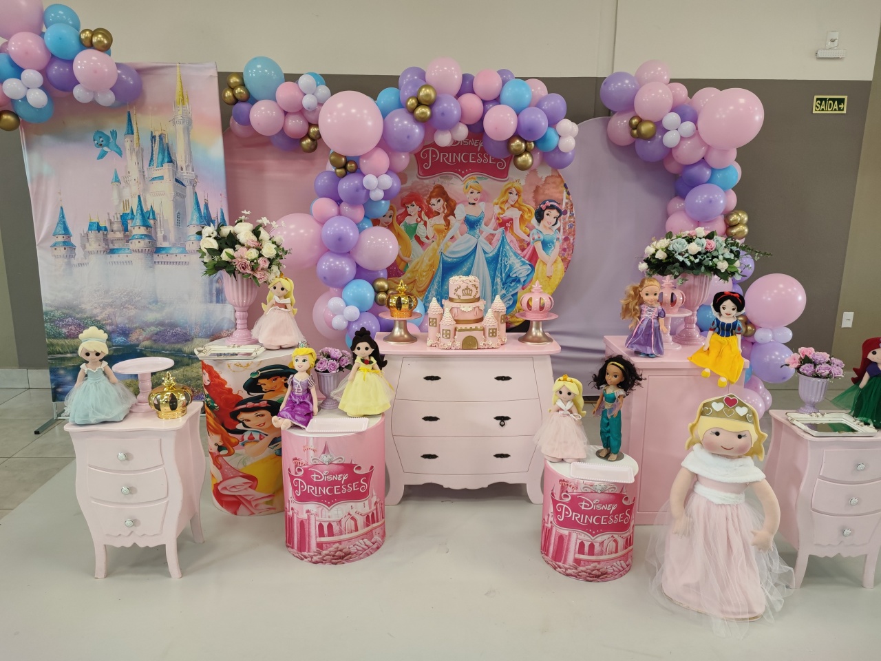 Montagem Princesa  Disney  - Elisete Festas Kit Pegue e Monte