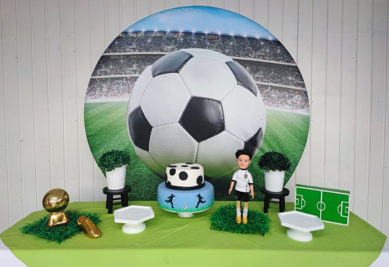 Kit Futebol Estádio/Bola - Opção 1 - Elisete Festas Kit Pegue e Monte