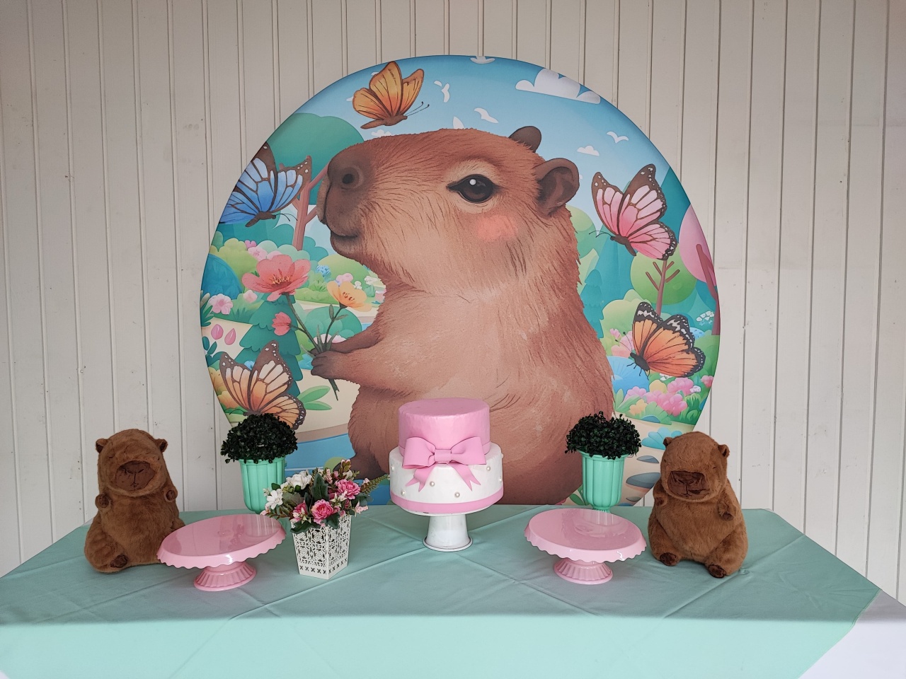 Kit Capivara Floral Opção 1 - Elisete Festas Kit Pegue e Monte