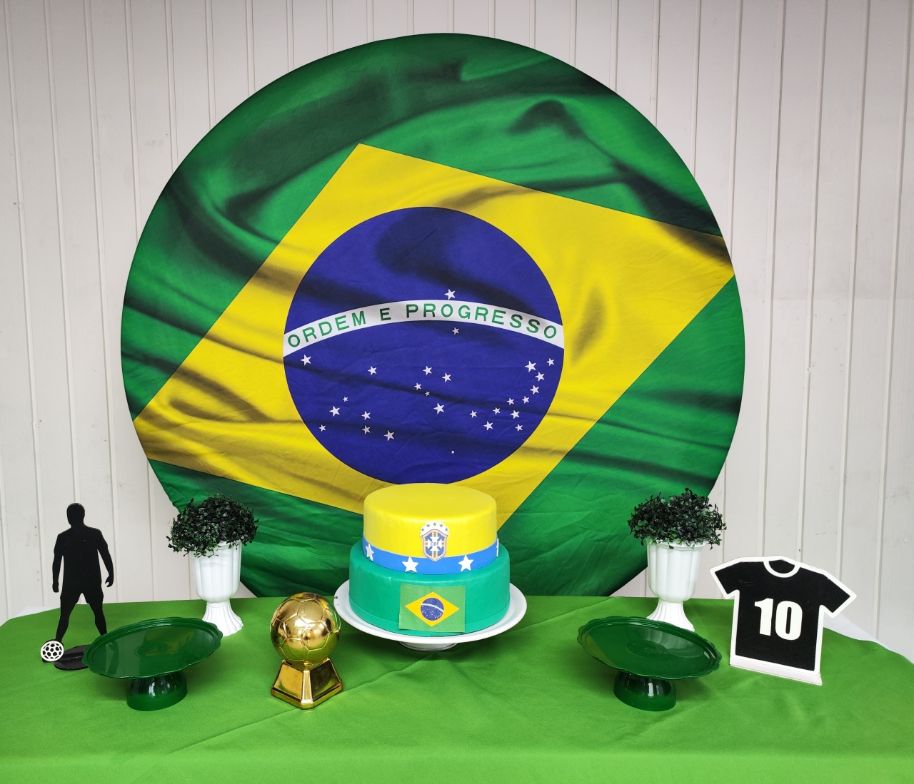 Kit Brasil / Bandeira  Opçao 1 - Elisete Festas Kit Pegue e Monte