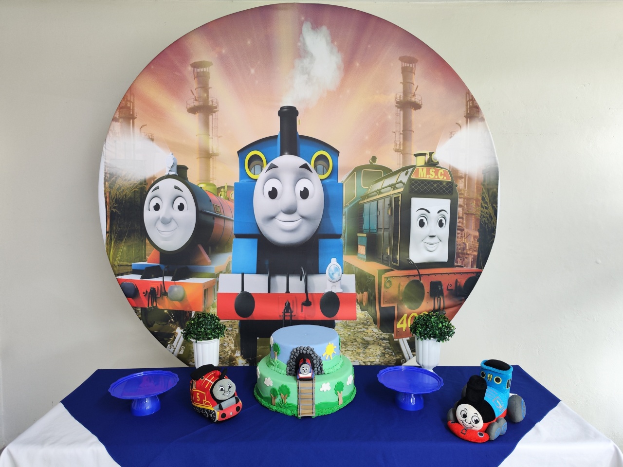Kit Thomas E Seus Amigos Mod 1 Opçao 1  - Elisete Festas Kit Pegue e Monte