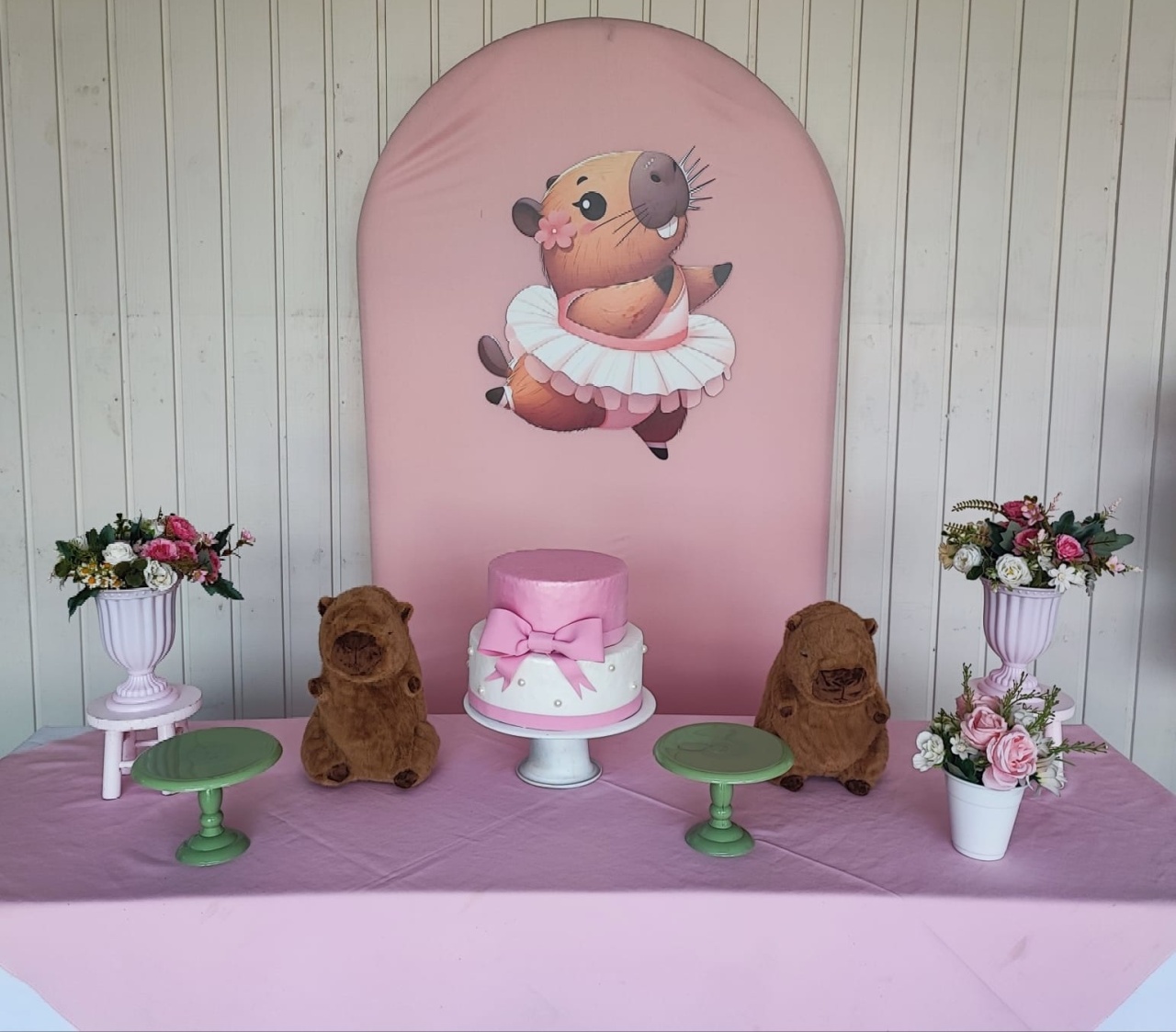 Kit Capivara Menina - Opção 1 Com Casadinho  - Elisete Festas Kit Pegue e Monte