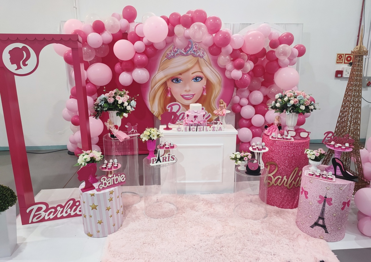 Montagem Barbie 3 - Elisete Festas Kit Pegue e Monte