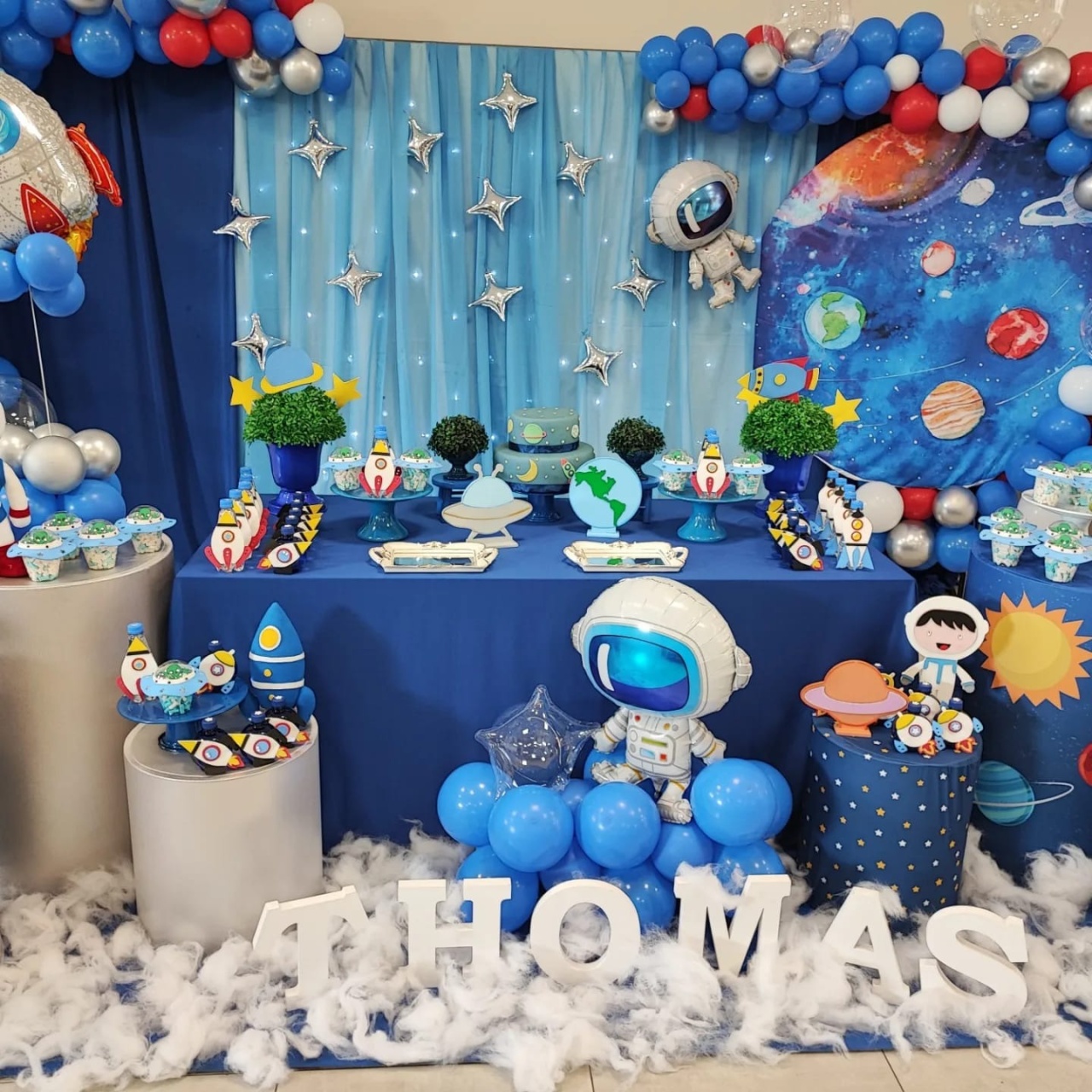 Montagem  Astronauta - Elisete Festas Kit Pegue e Monte