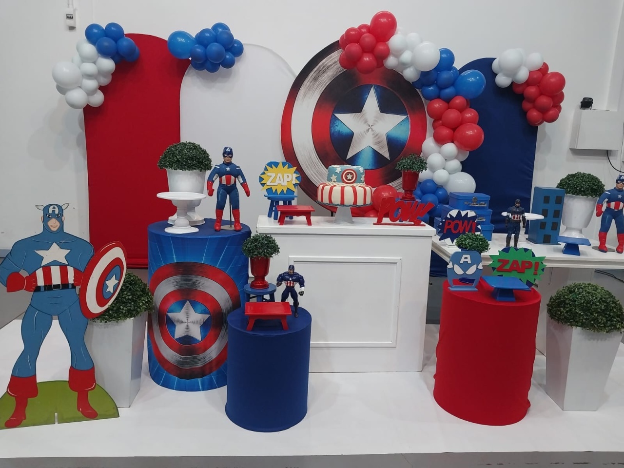 Montagem Capitão América  - Elisete Festas Kit Pegue e Monte