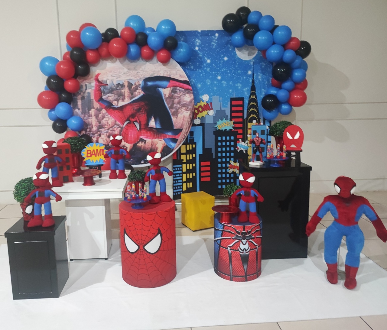 Montagem Homem Aranha 4 - Elisete Festas Kit Pegue e Monte
