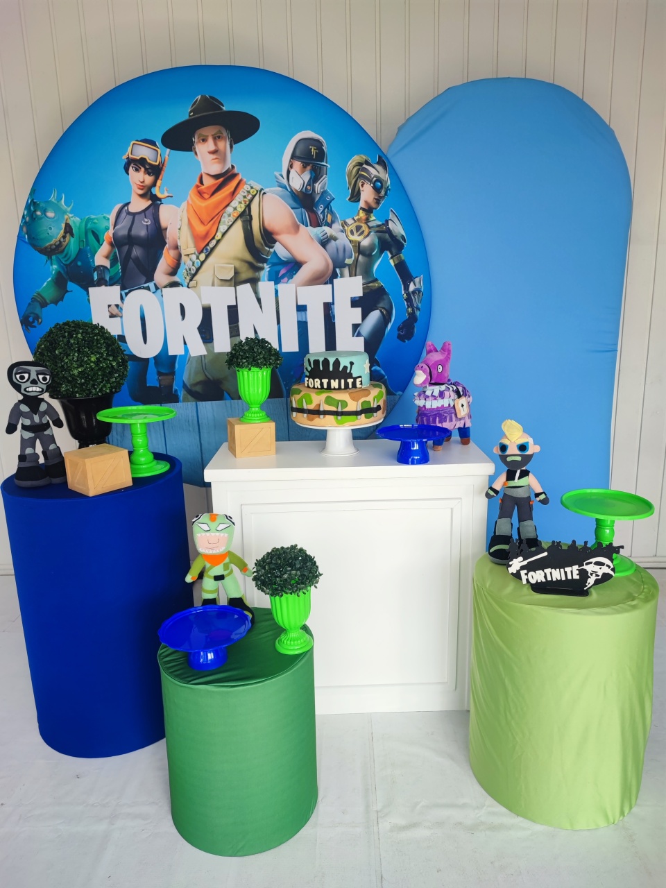 Kit Fortinite Opção Plus - Elisete Festas Kit Pegue e Monte