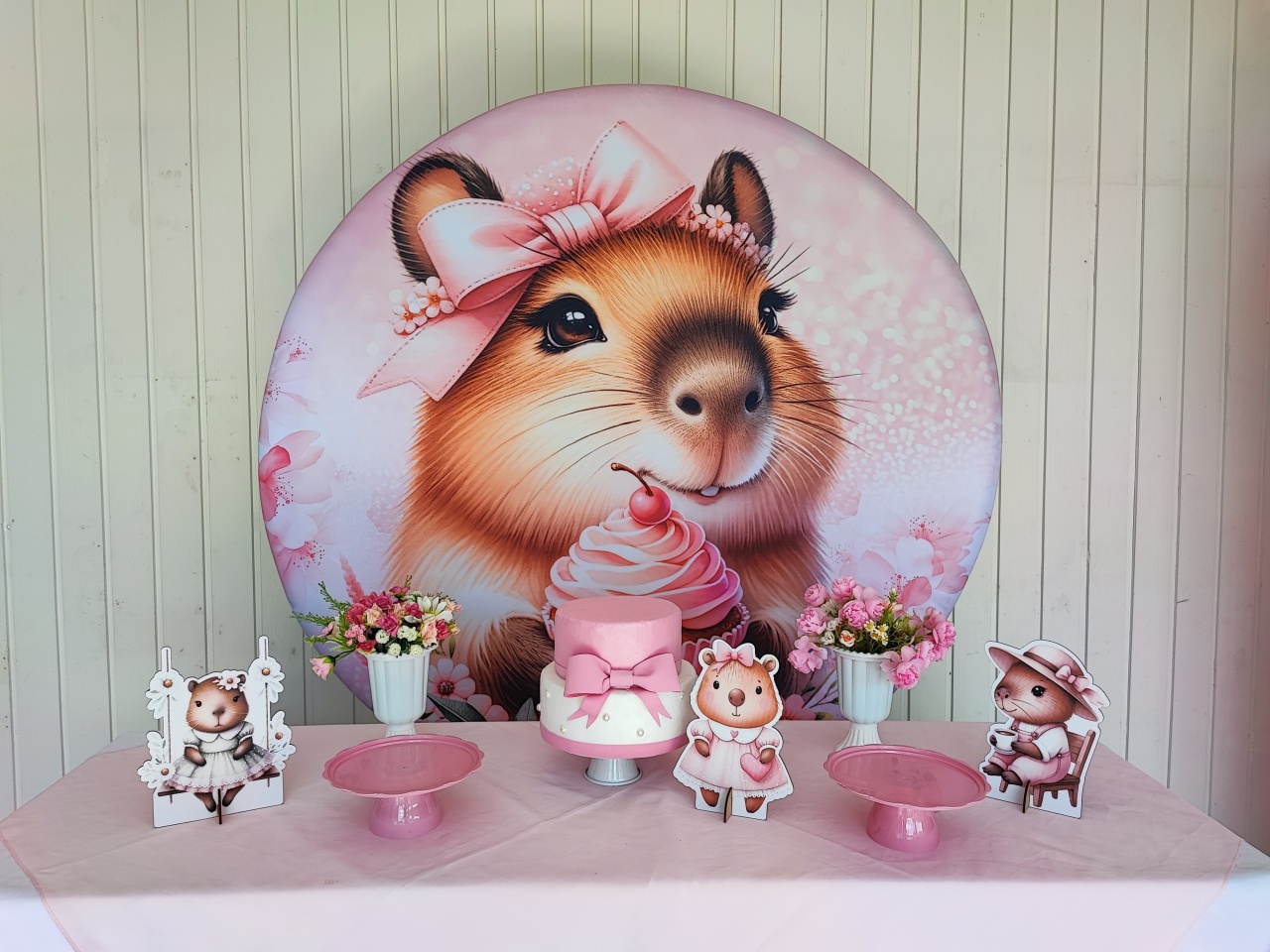 Kit Capivara Cute Opção 1 - Elisete Festas Kit Pegue e Monte