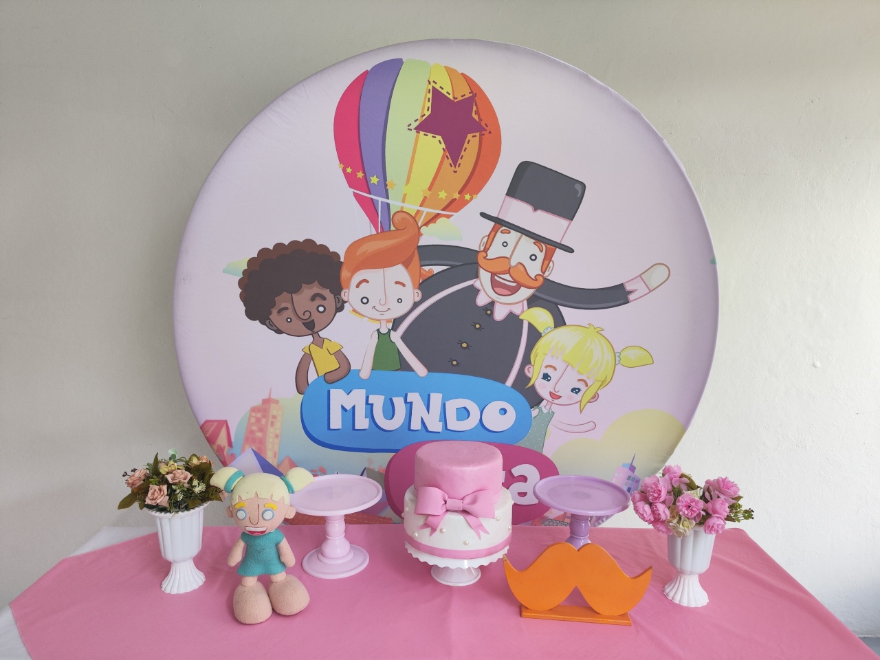 Kit Mundo de Bita Opção 1 - Elisete Festas Kit Pegue e Monte