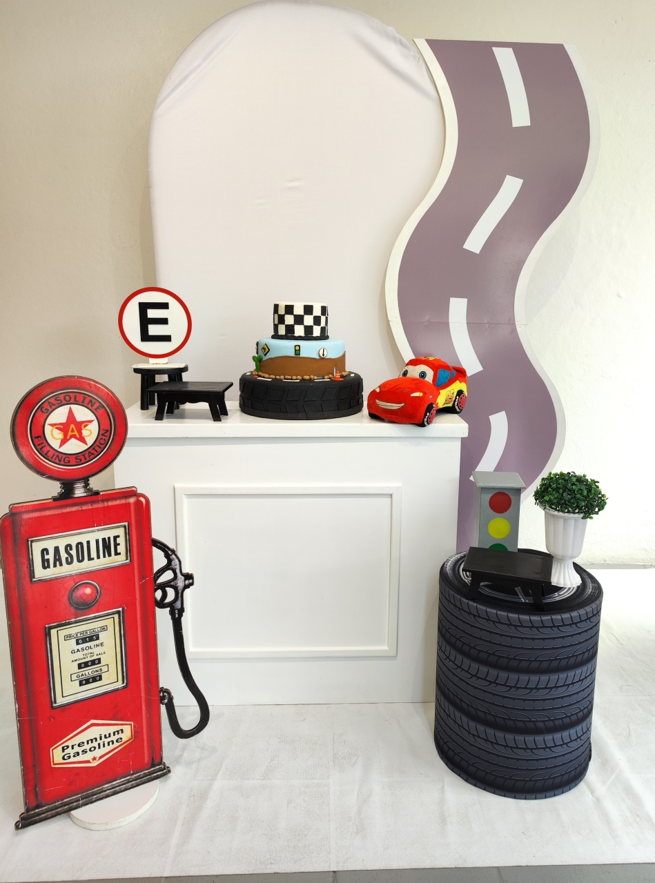 Kit Carros Neutro  - Elisete Festas Kit Pegue e Monte