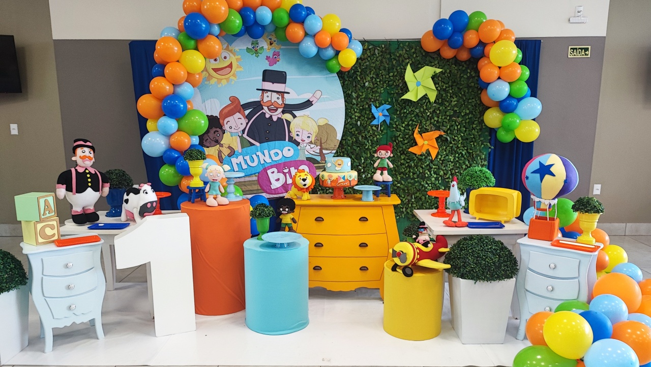 Montagem Mundo de Bita - Elisete Festas Kit Pegue e Monte