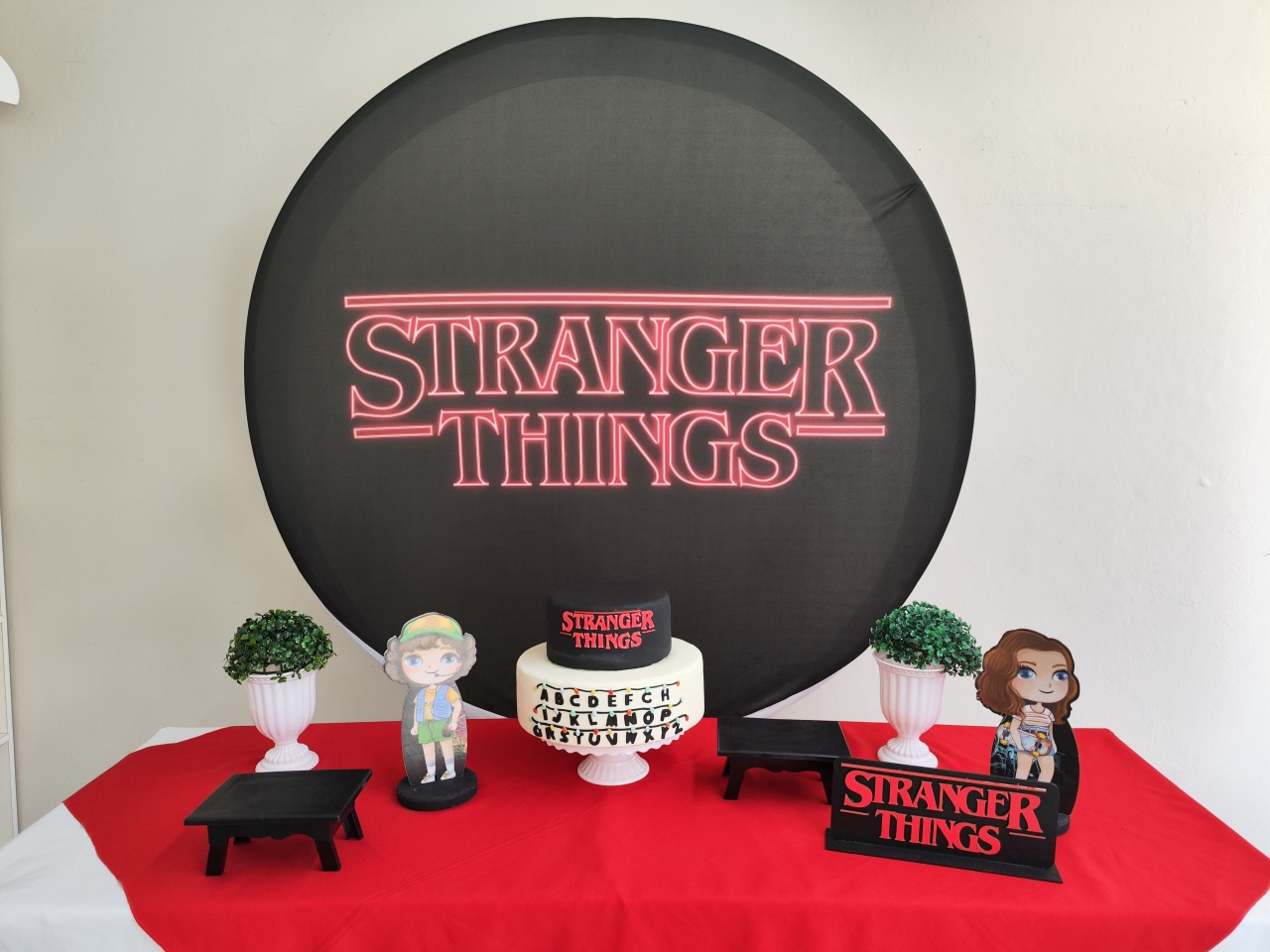 Kit Stranger  Things Opçao 1 - Elisete Festas Kit Pegue e Monte