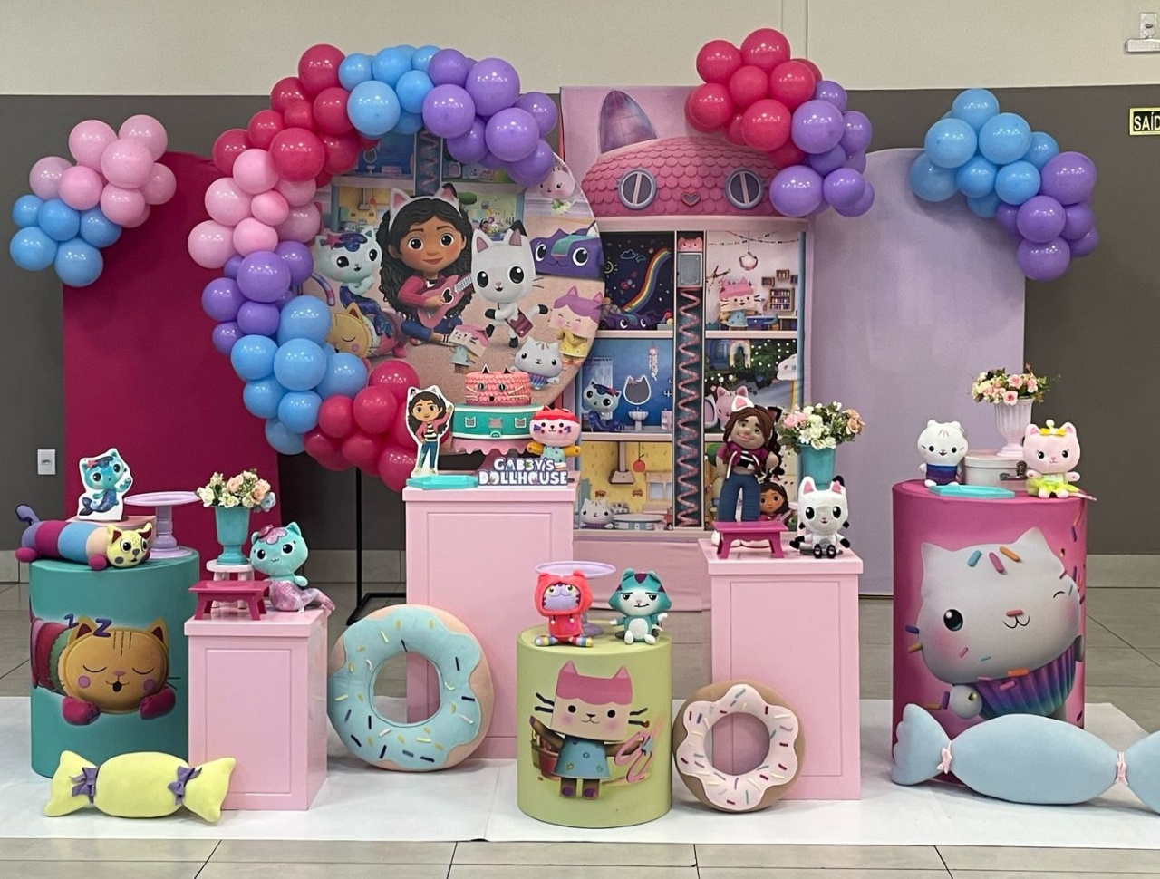 Montagem Casa Mágica da Gabi 2 - Elisete Festas Kit Pegue e Monte
