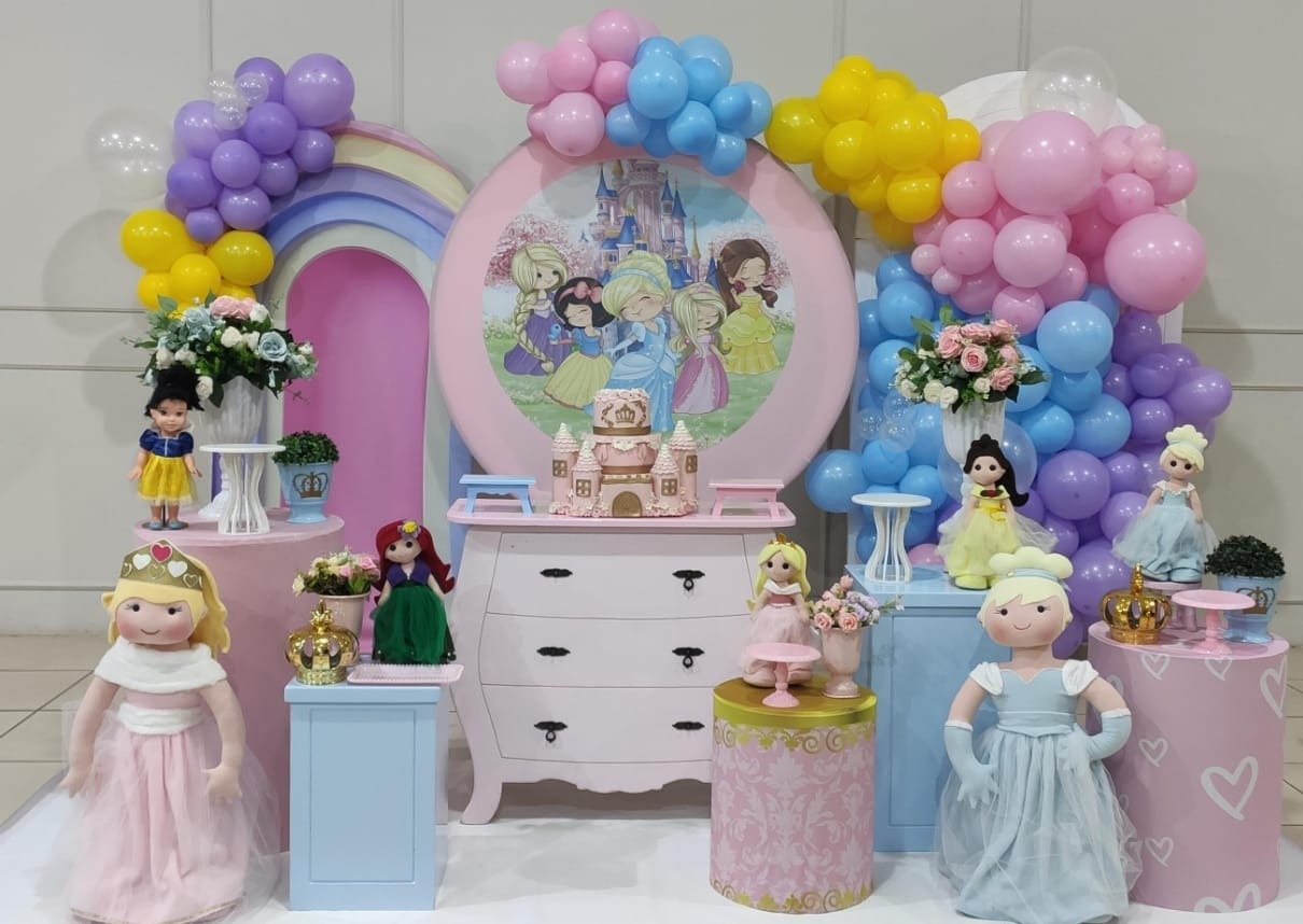 Montagem Princesas  Cute - Elisete Festas Kit Pegue e Monte