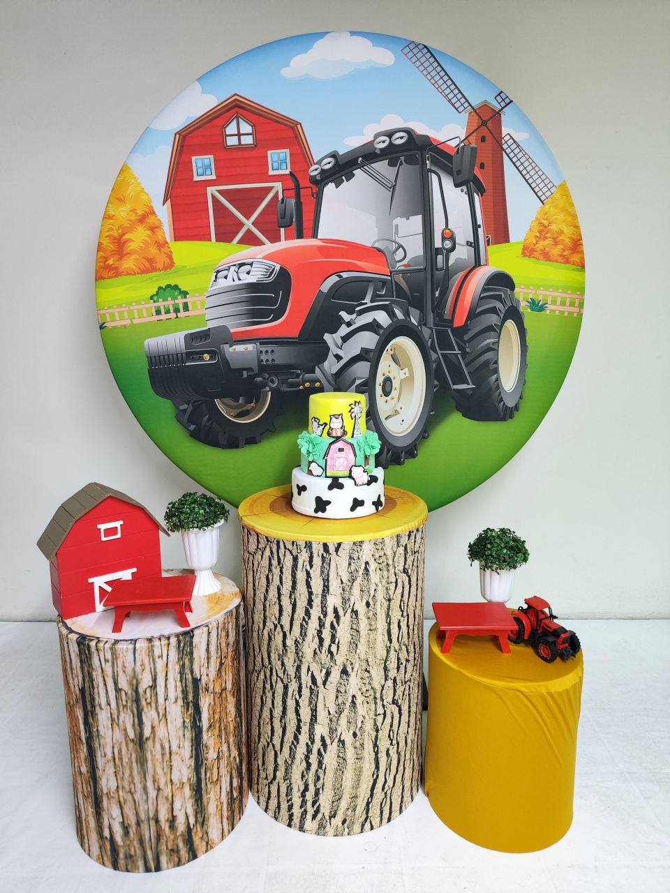 Kit Trator ( Vermelho) Opçao 2 - Elisete Festas Kit Pegue e Monte