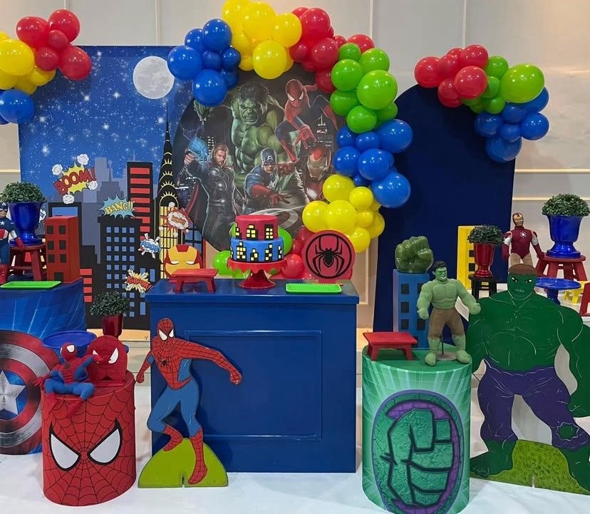 Montagem Vingadores Adulto  - Elisete Festas Kit Pegue e Monte
