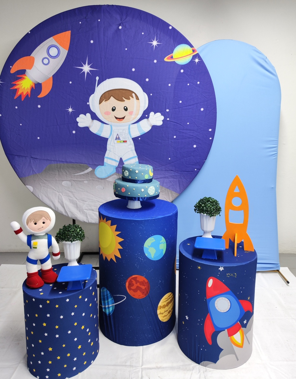 Kit Astronauta Menino Opção Plus  - Elisete Festas Kit Pegue e Monte