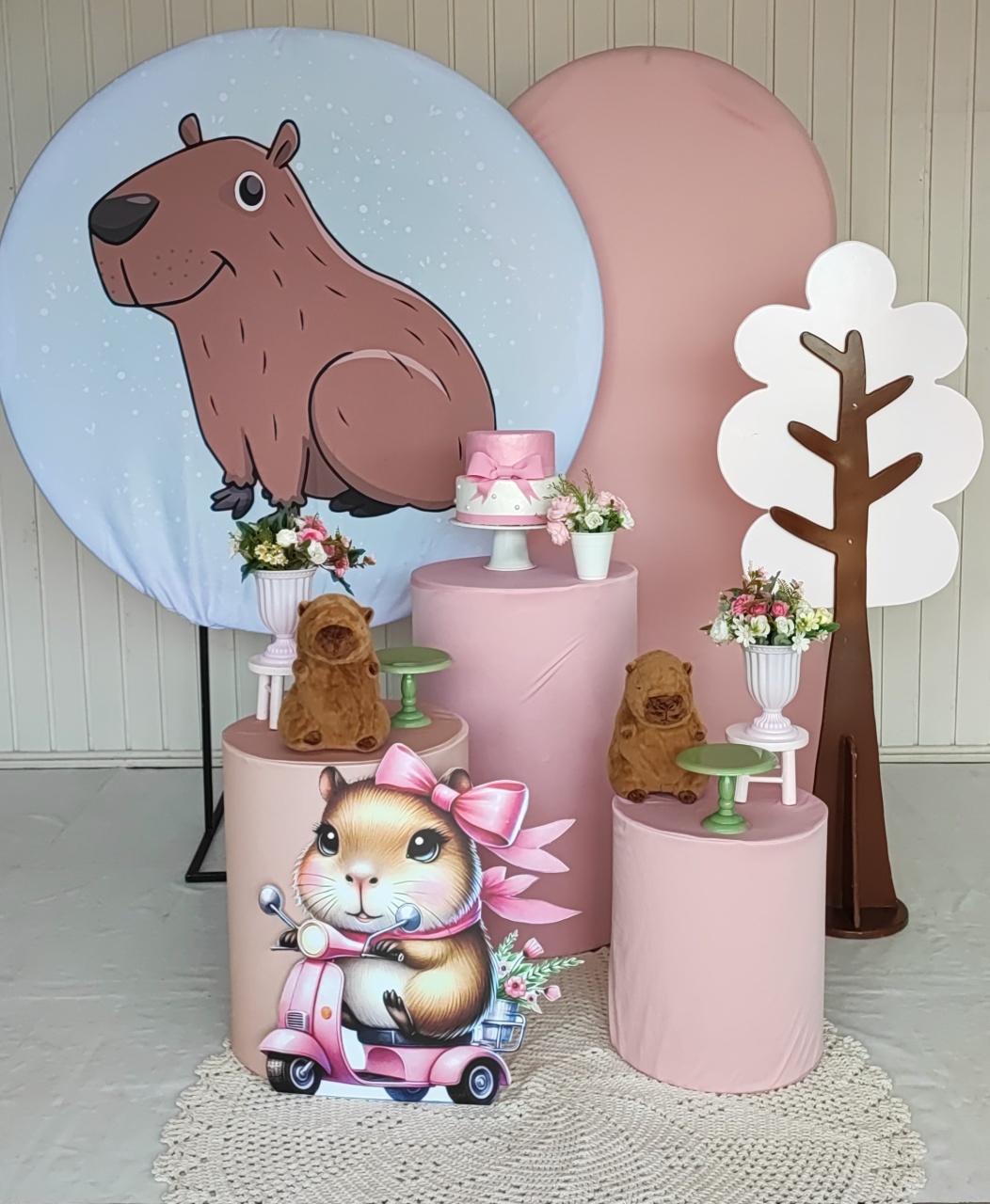 Kit Capivara Redondo Opçao Plus - Elisete Festas Kit Pegue e Monte