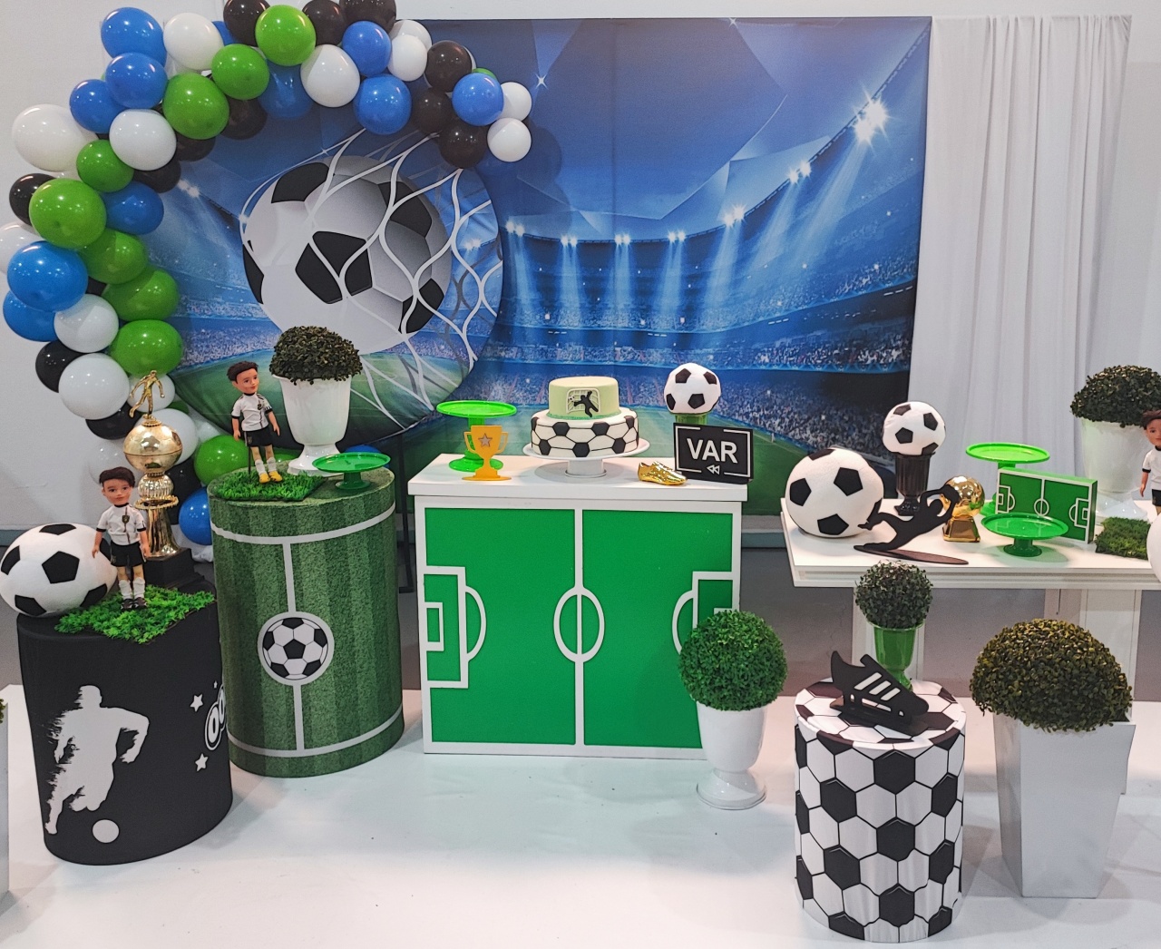 Montagem Futebol 2 - Elisete Festas Kit Pegue e Monte