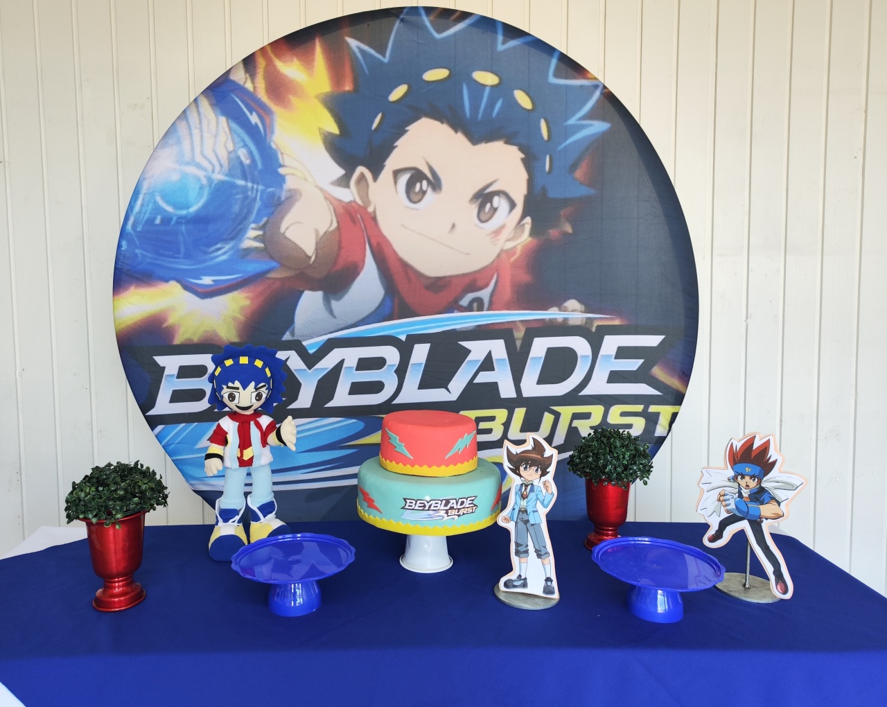 Kit Beyblade Opção 1 - Elisete Festas Kit Pegue e Monte