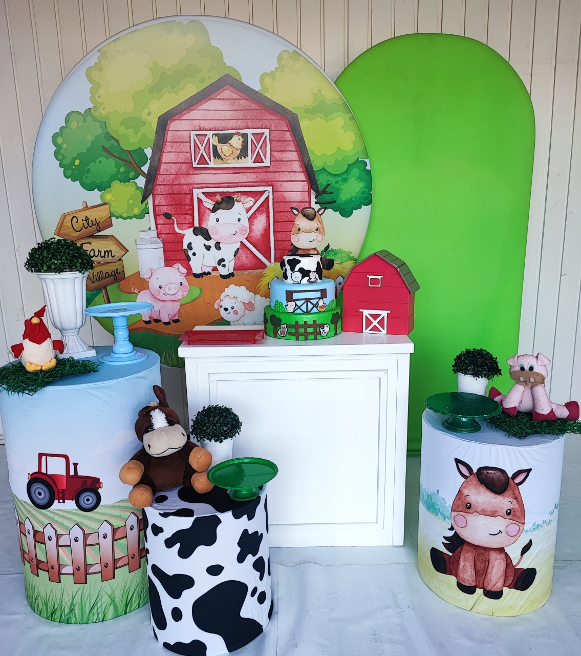 Kit Fazendinha  Celeiro - Opção Plus  - Elisete Festas Kit Pegue e Monte