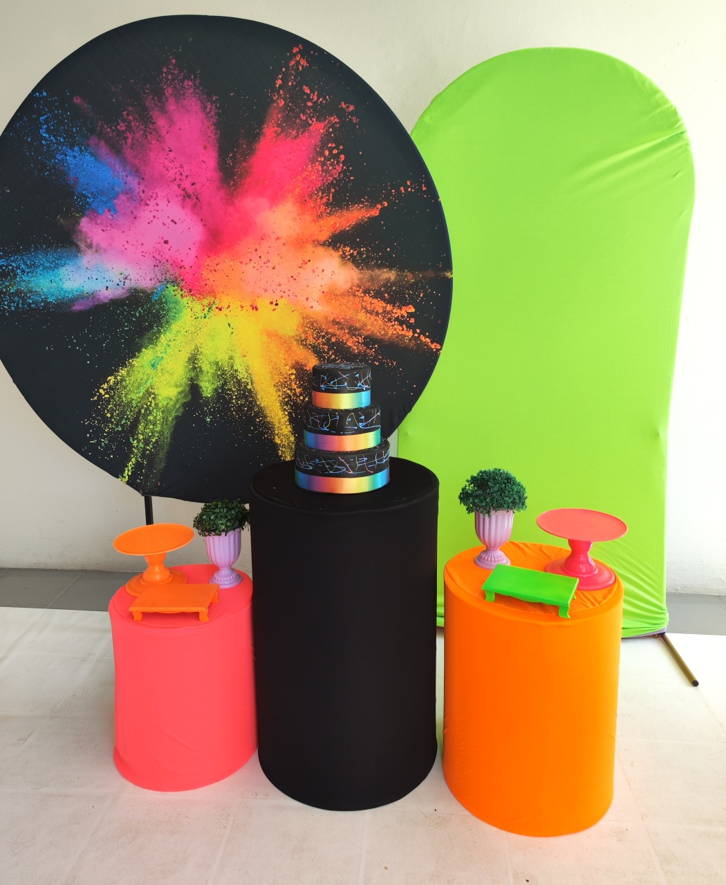 Kit Neon Manchas - Opção Plus - Elisete Festas Kit Pegue e Monte