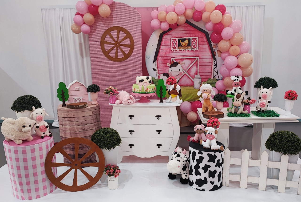 Montagem Fazendinha Menina 1 - Elisete Festas Kit Pegue e Monte