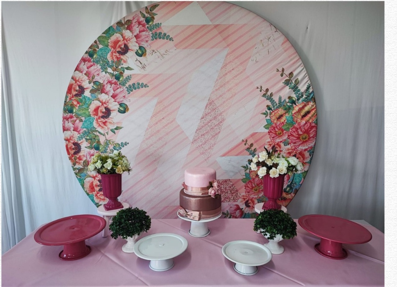 Kit Adulto Feminino Flores Opçao 1 - Elisete Festas Kit Pegue e Monte