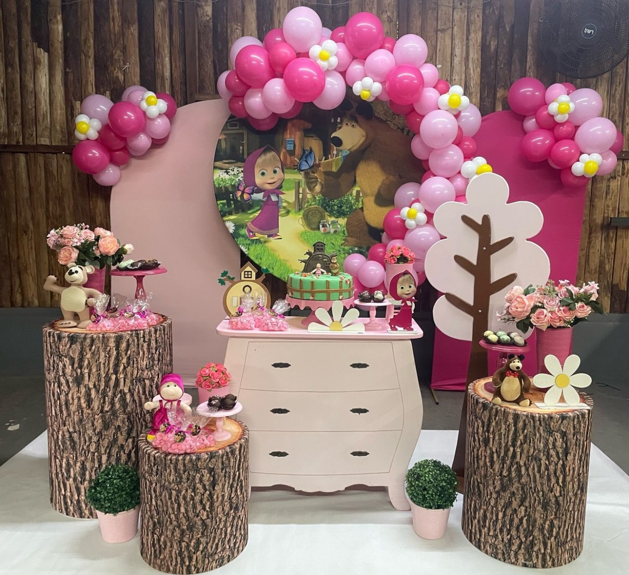 Montagem Masha E Urso  - Elisete Festas Kit Pegue e Monte