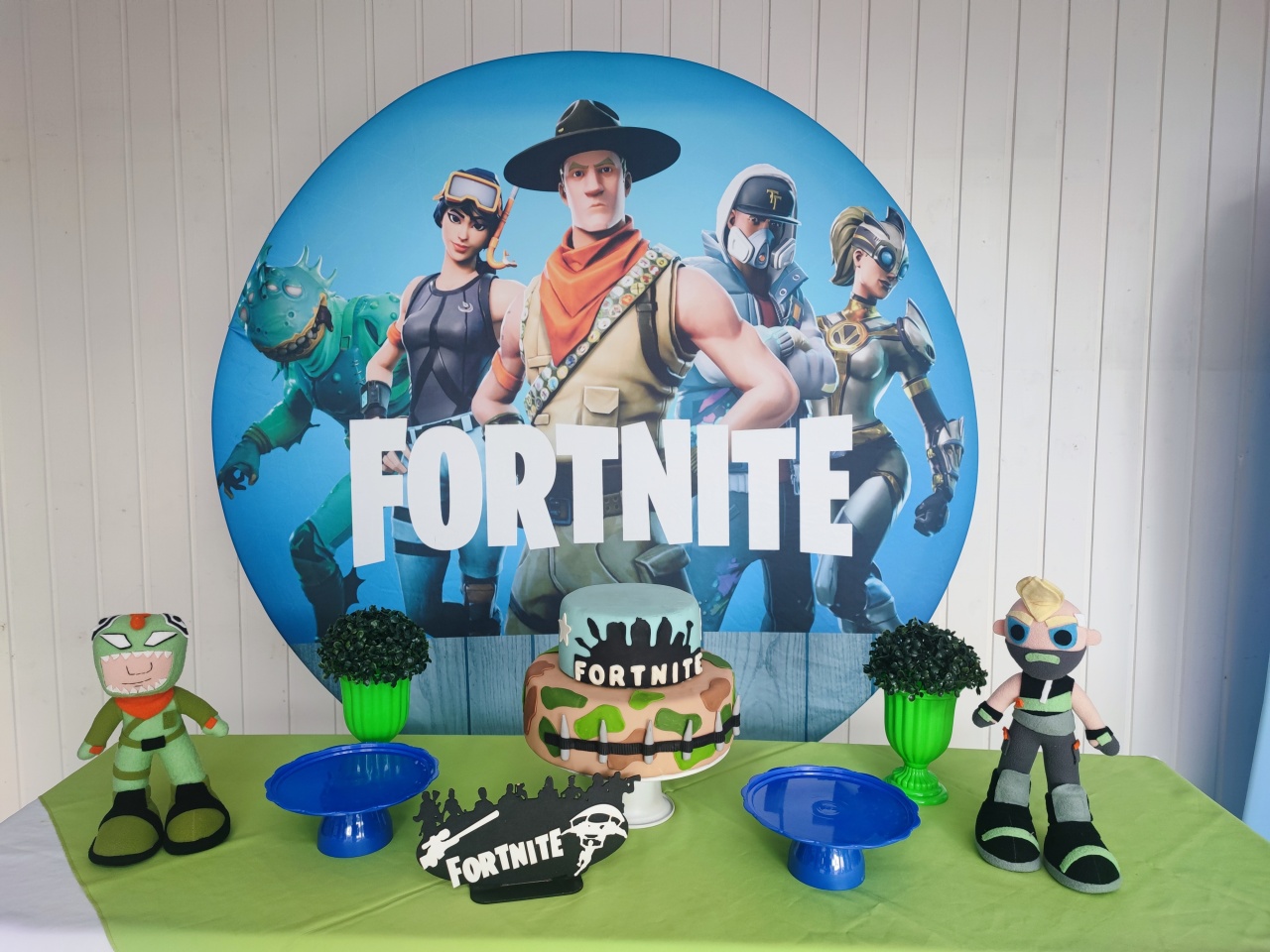 Kit Fortinite Opçao 1 - Elisete Festas Kit Pegue e Monte