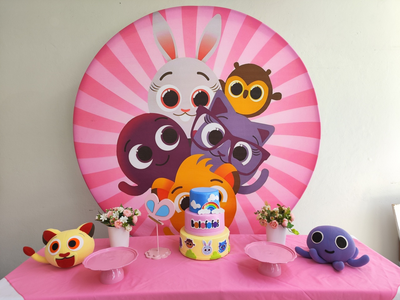 Kit  Bolo Fofo  Menina  ( Opçao 1) - Elisete Festas Kit Pegue e Monte