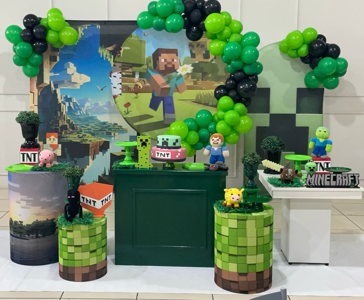 Montagem  Minecraft  - Elisete Festas Kit Pegue e Monte