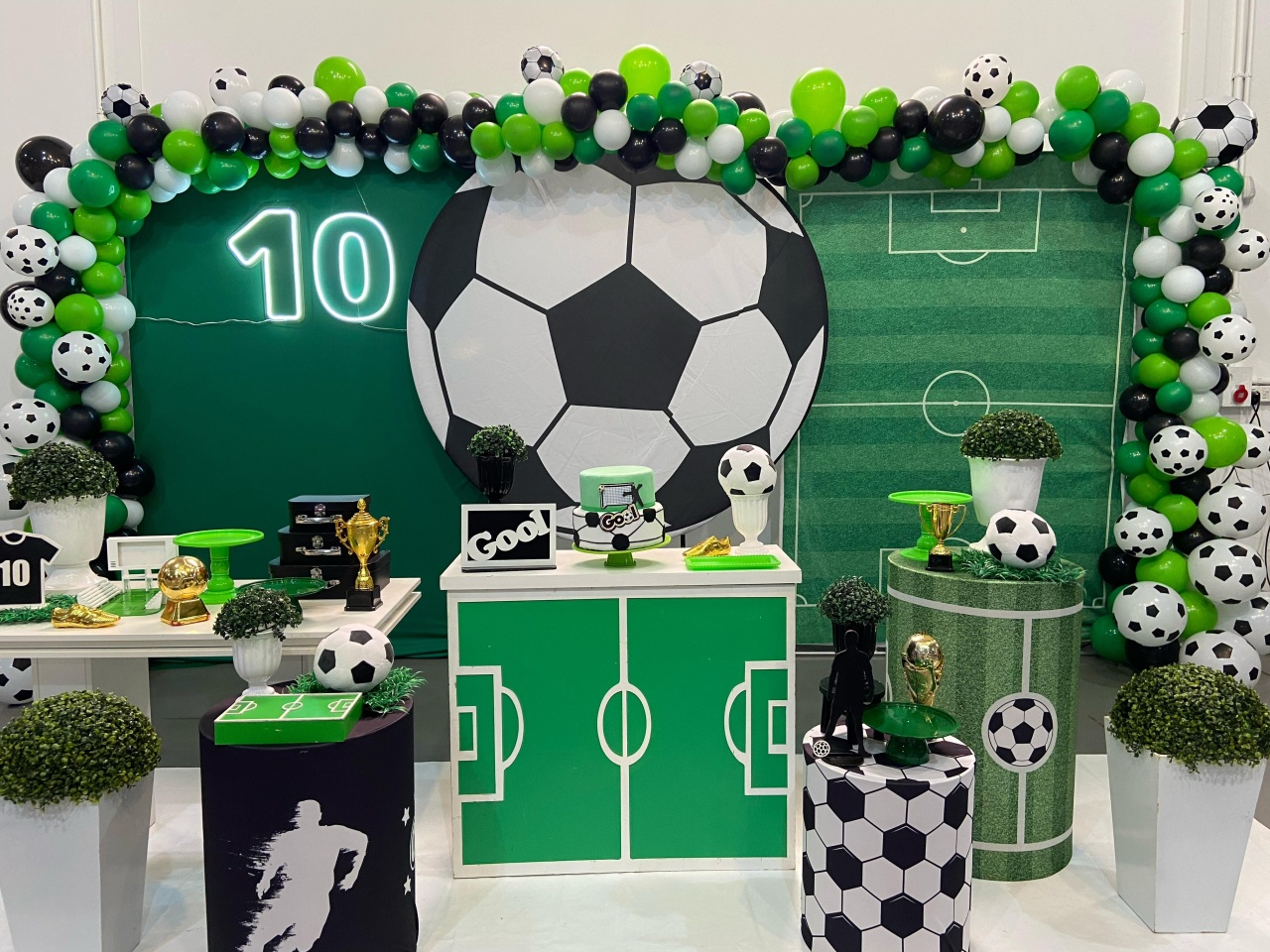 Montagem Futebol - Elisete Festas Kit Pegue e Monte