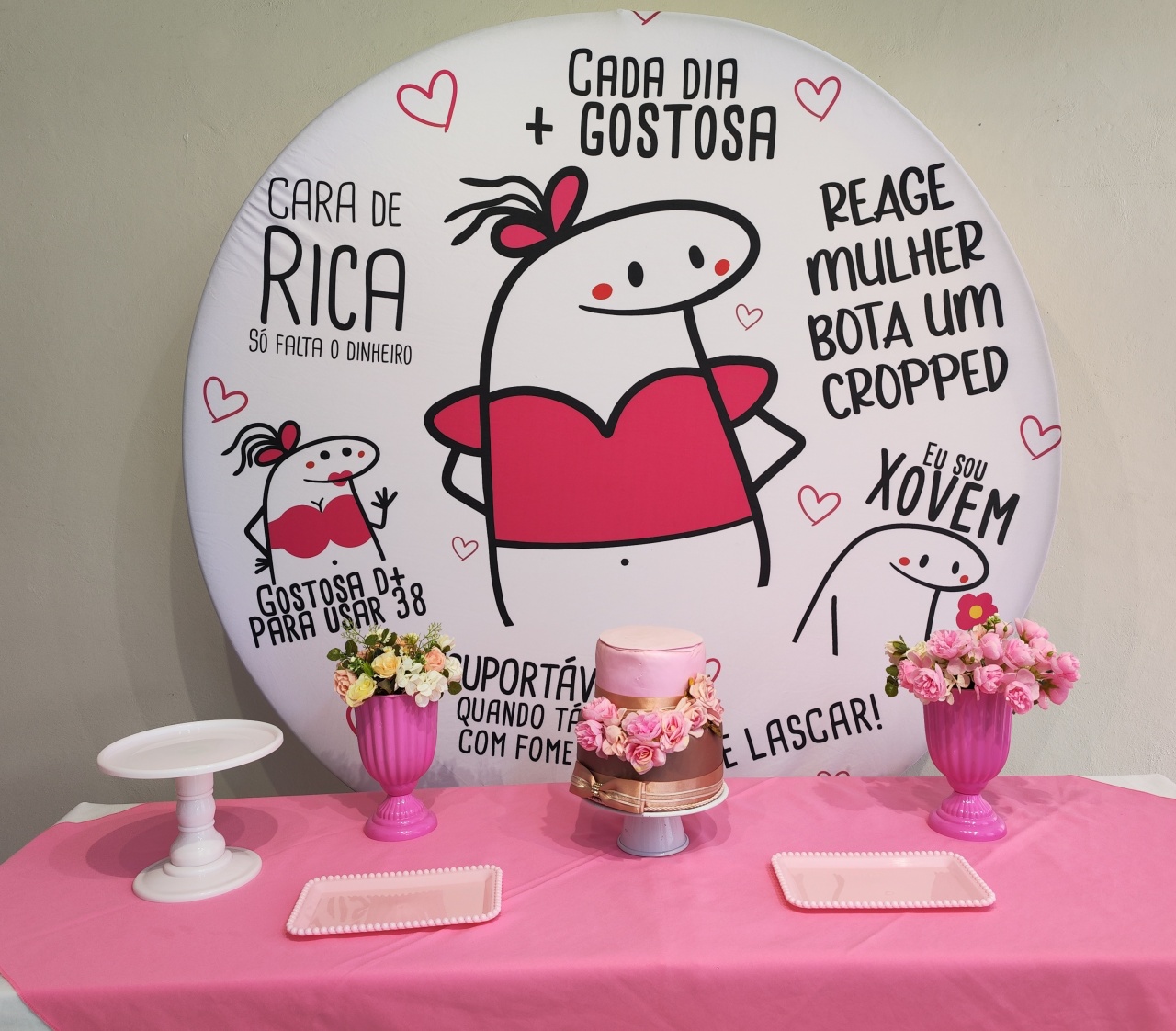 Kit Flok Menina Adulto  Opçao 1 - Elisete Festas Kit Pegue e Monte