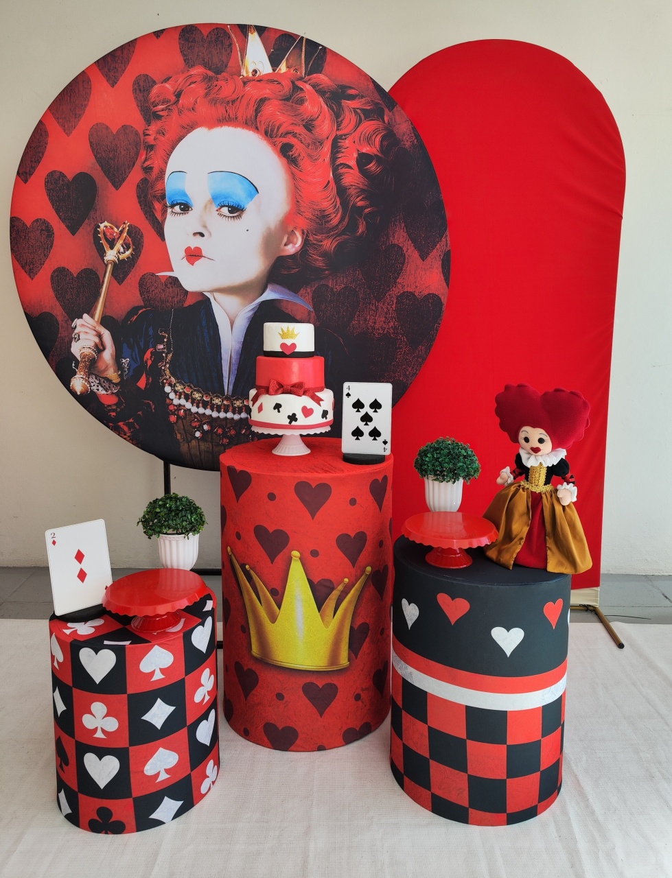 Kit Rainha de Copas Opção Plus  - Elisete Festas Kit Pegue e Monte