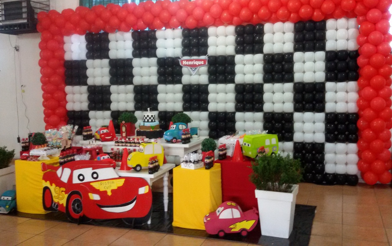 Montagem  Carros Macquem 7 - Elisete Festas Kit Pegue e Monte
